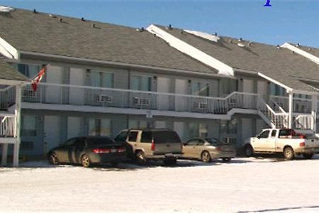 Hilltop Motor Inn Elk Point Экстерьер фото