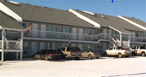 Hilltop Motor Inn Elk Point Экстерьер фото